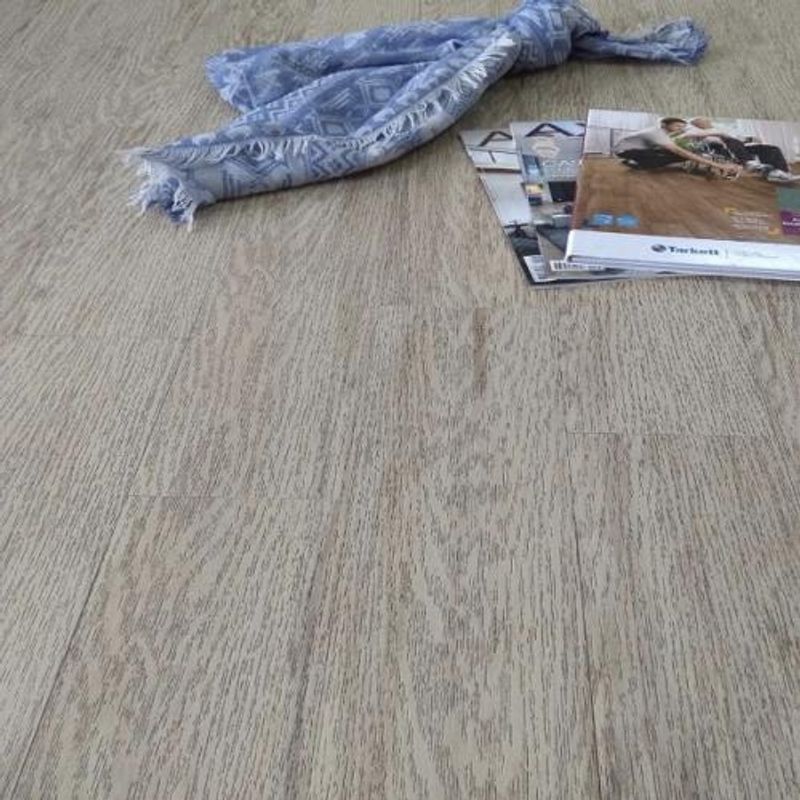 piso-pvc-forestal-grabado-14