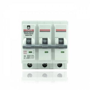 Breaker Tripolar Enchufable 50A-10Ka Cil
