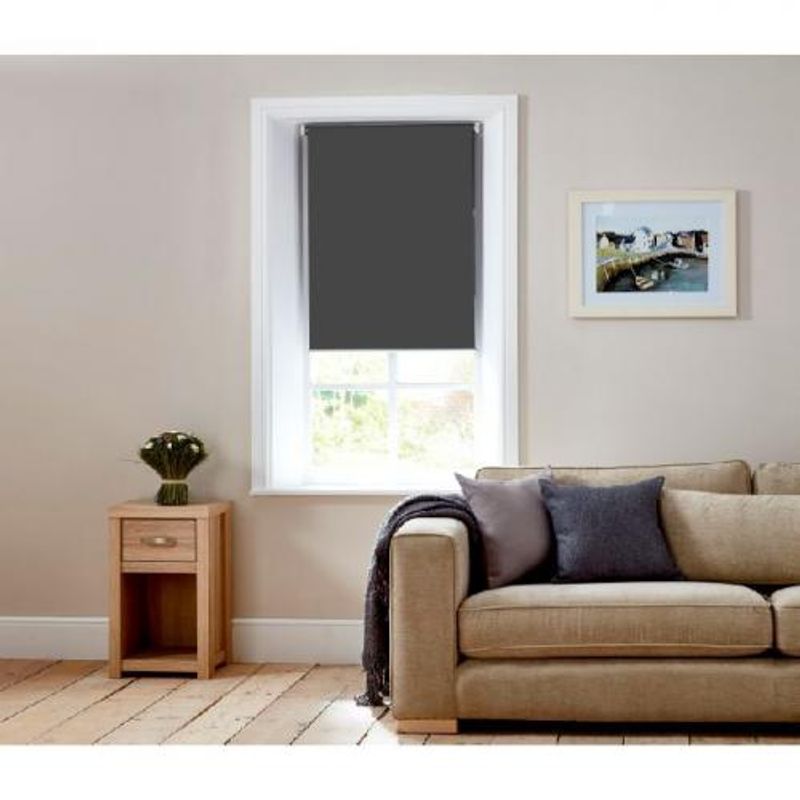 roller-blackout-180x165-cm