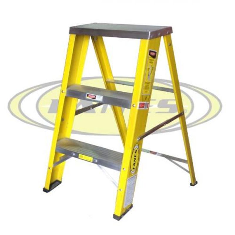 escalera-tijera-dielectrica-3-pasos-90cm-113kg-1