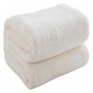 Cobija flannel viajera beige sencilla Fenissa